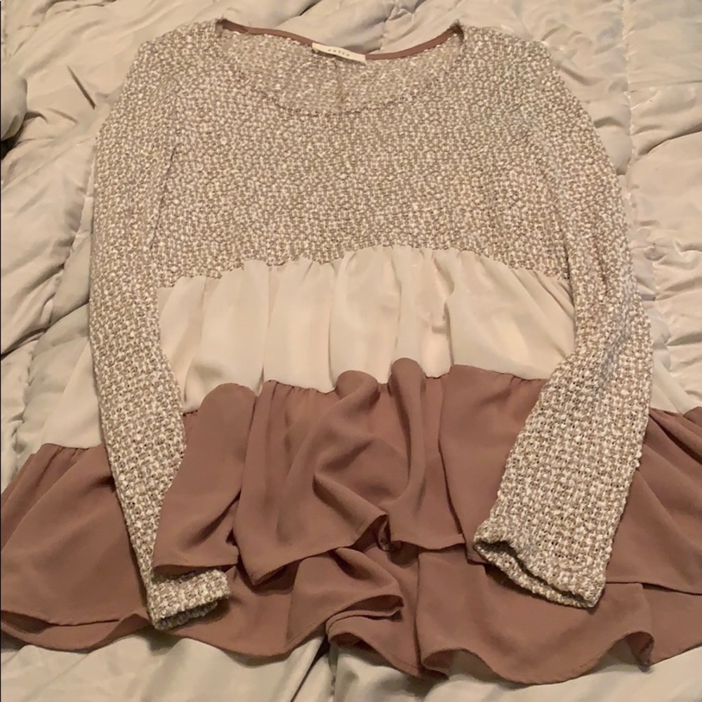Peplum shirt. Light weight. S/M flexible/stretchy